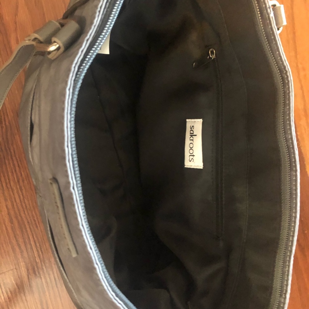 Handbag - Picture 6 of 8